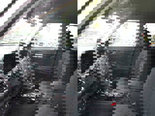 New 2025 Kia Seltos EX w/ EX Sunroof Package image 13