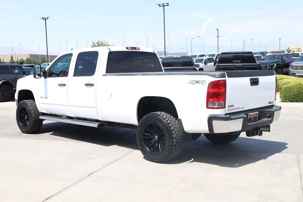 Used 2014 GMC Sierra 3500 SLE w/ SLE Preferred Package AWD/4WD image 4