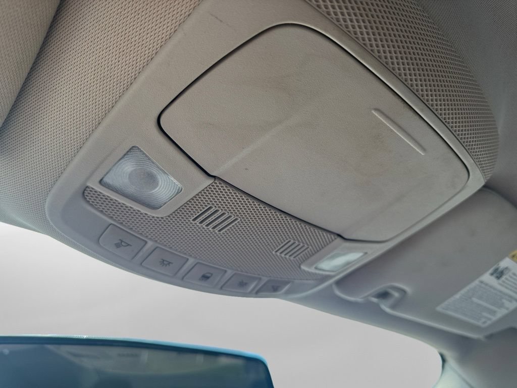 Used 2016 Ford Fusion SE FWD image 20