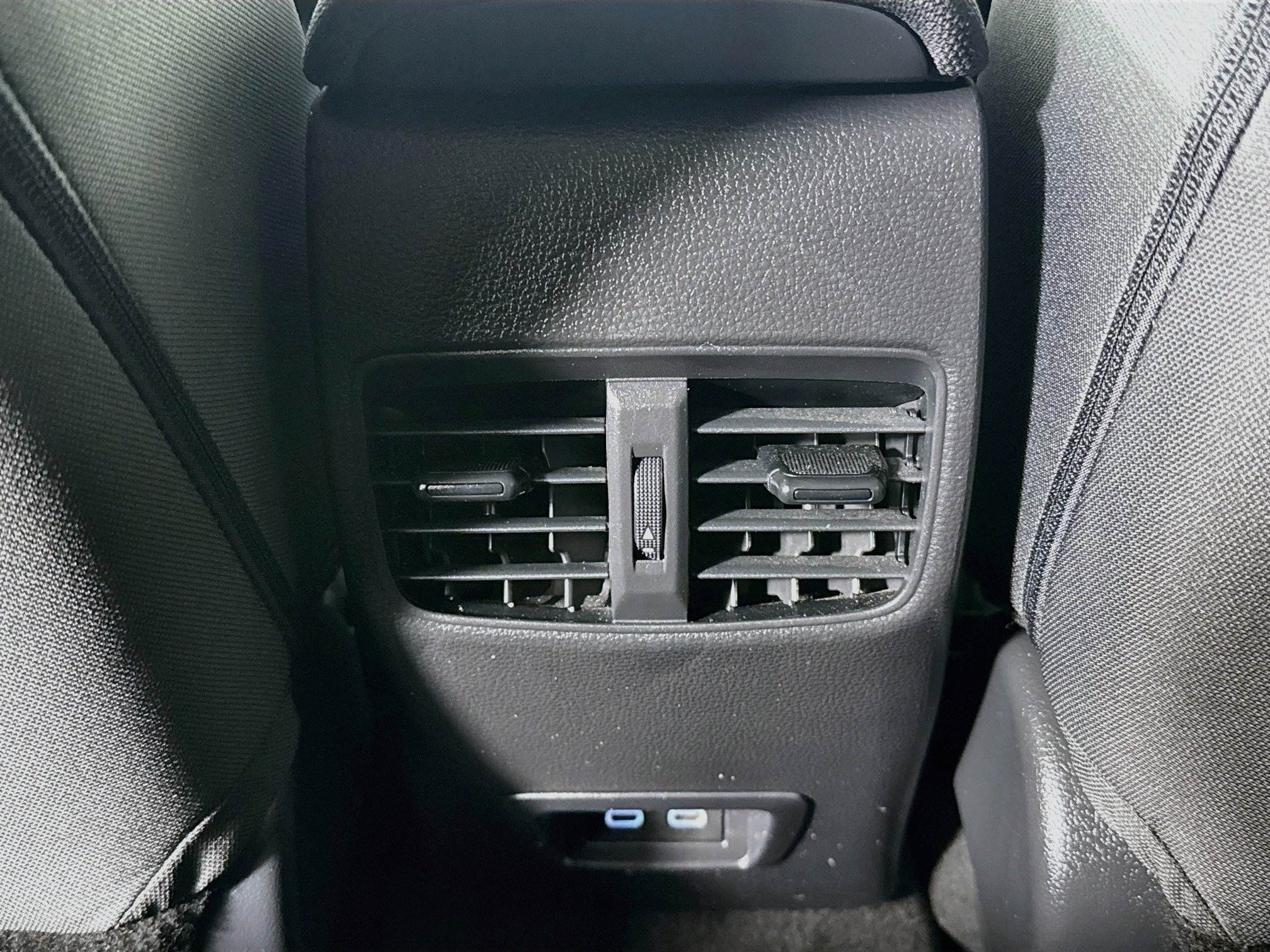 Certified 2025 Toyota Corolla Cross LE FWD image 25