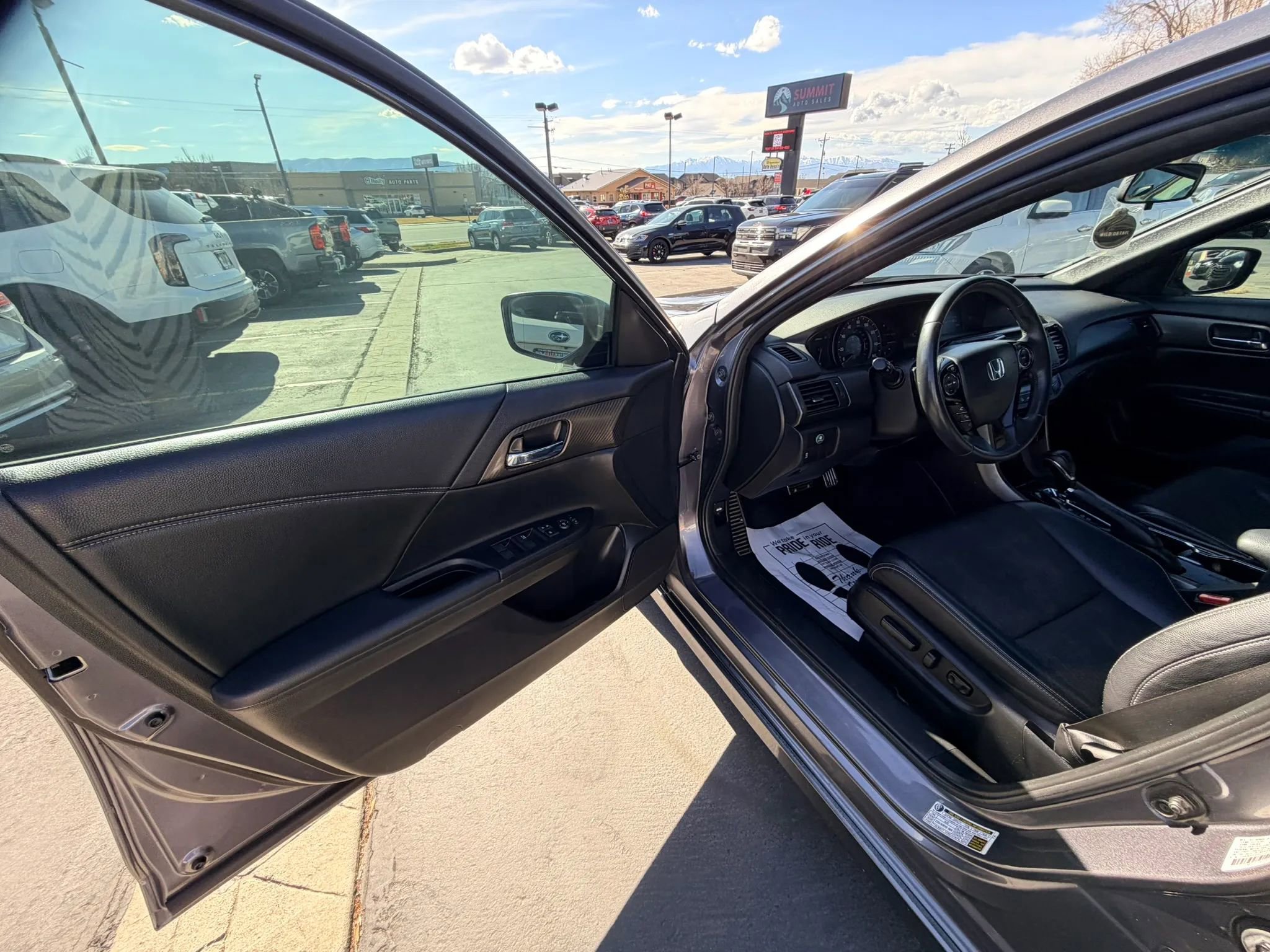 Used 2016 Honda Accord Sport image 10