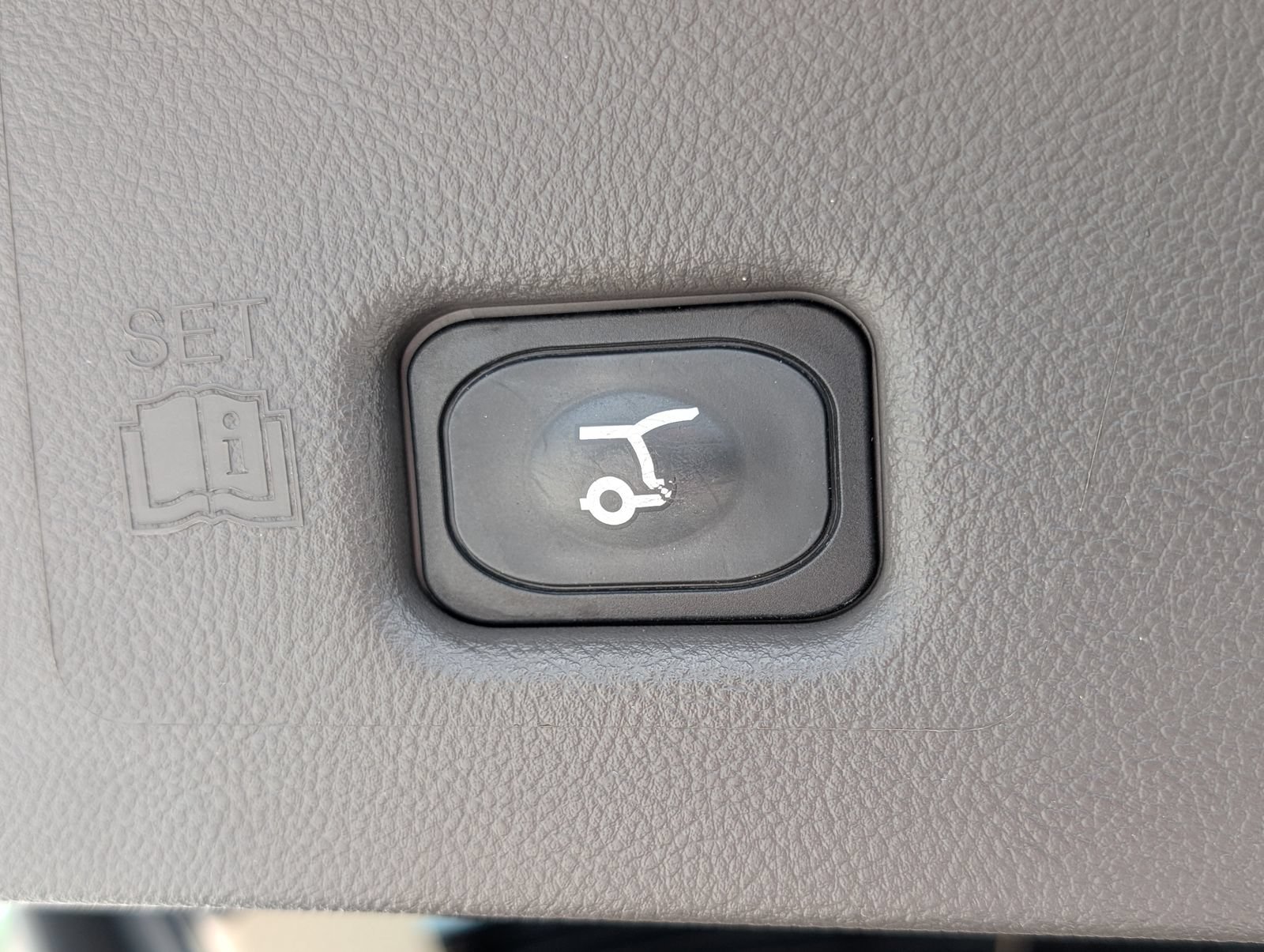 Used 2022 Lincoln Nautilus Reserve AWD/4WD image 14