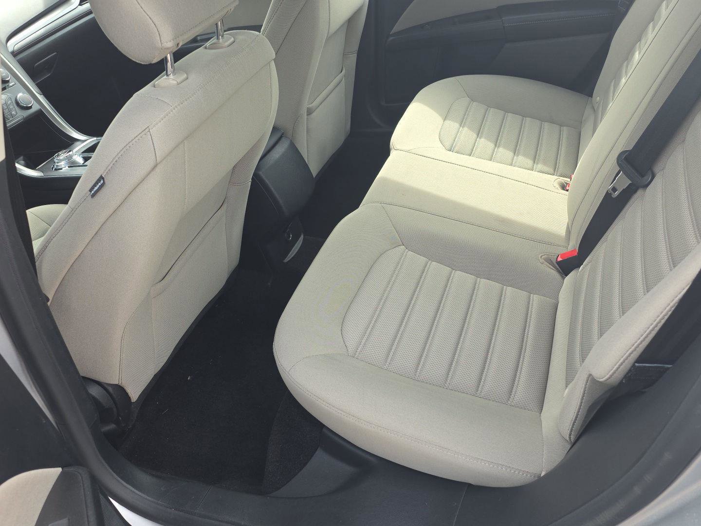 Used 2018 Ford Fusion S FWD image 10