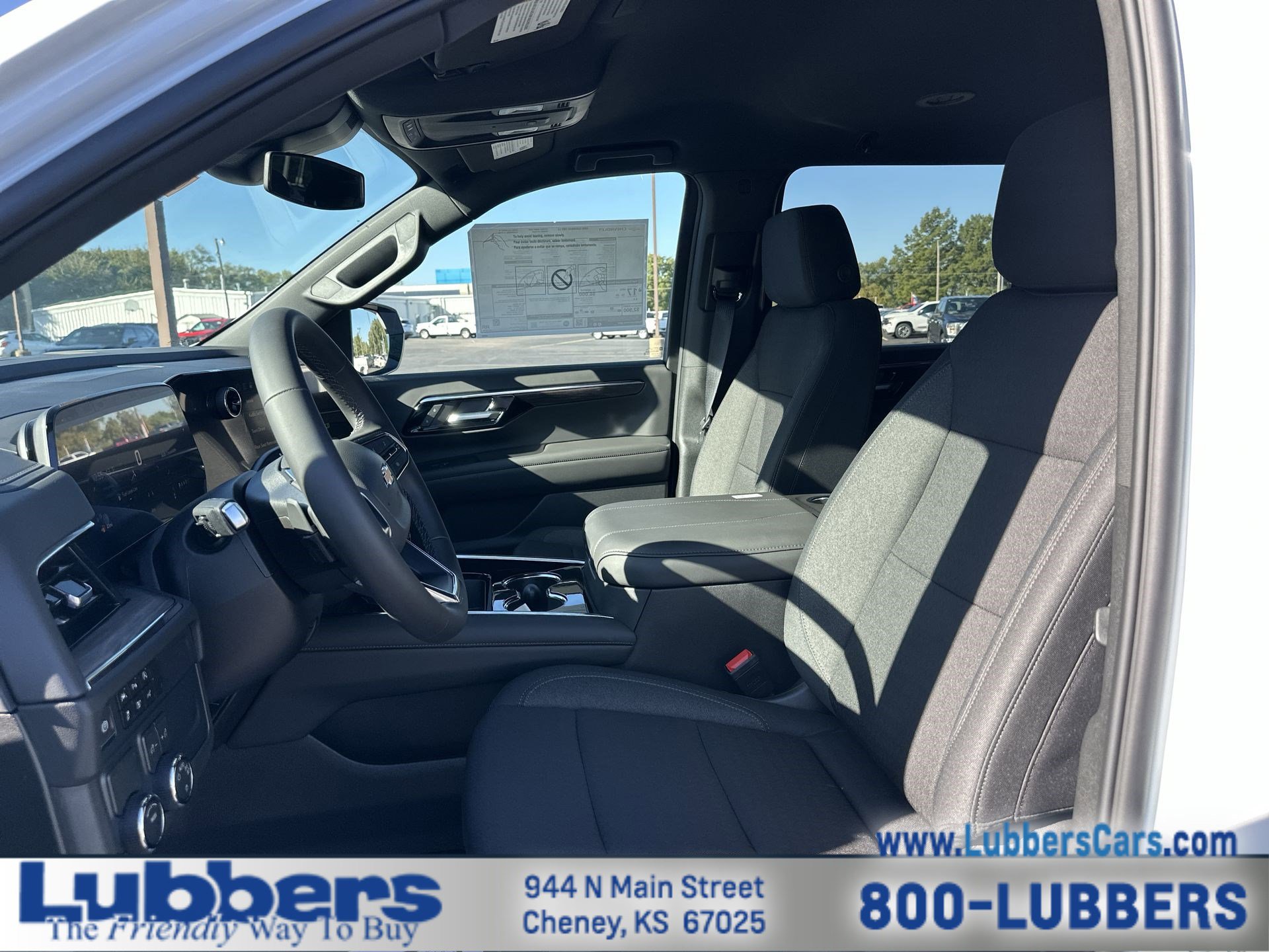 New 2026 Chevrolet Suburban LS image 11