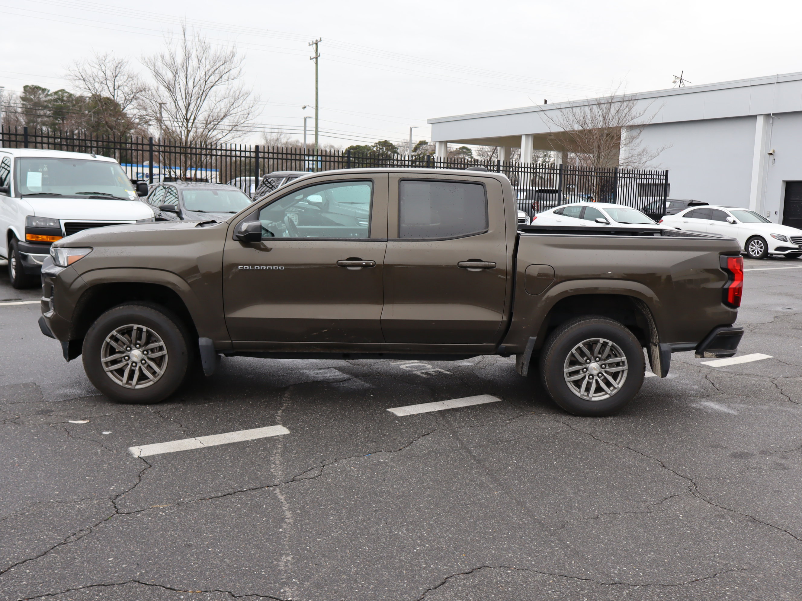 Used 2023 Chevrolet Colorado LT w/ LT Convenience Package image 7
