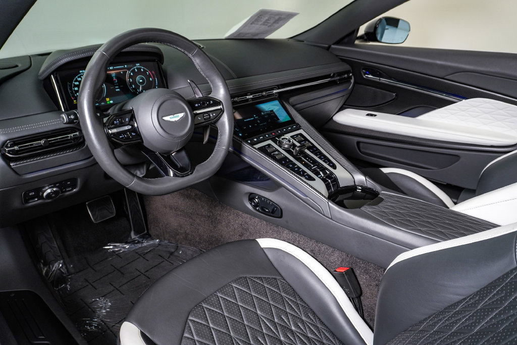 Used 2024 Aston Martin DB12 Convertible RWD image 26
