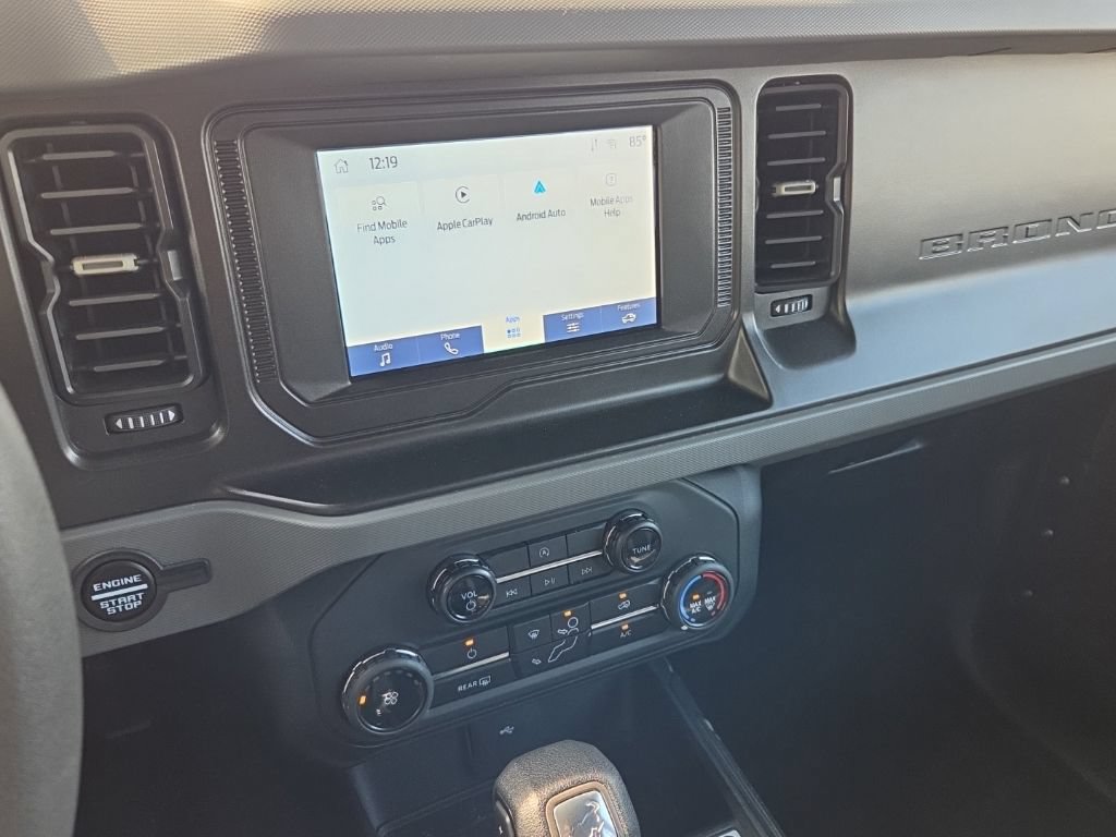 Used 2022 Ford Bronco 4-Door AWD/4WD image 12