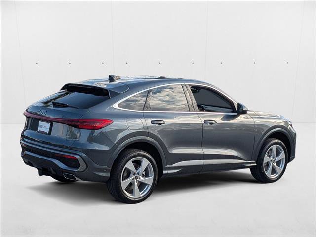 New 2025 Audi Q5 Premium Plus w/ Premium Plus AWD/4WD image 2