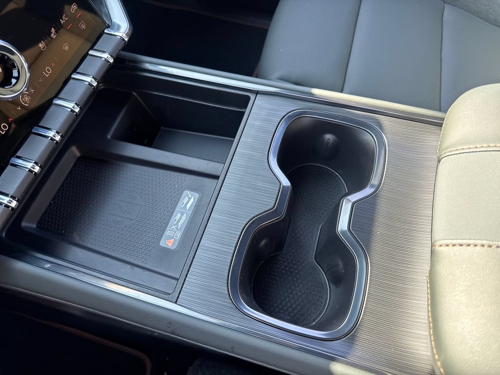 New 2026 GMC Acadia AT4 w/ Luxury Package AWD/4WD image 19