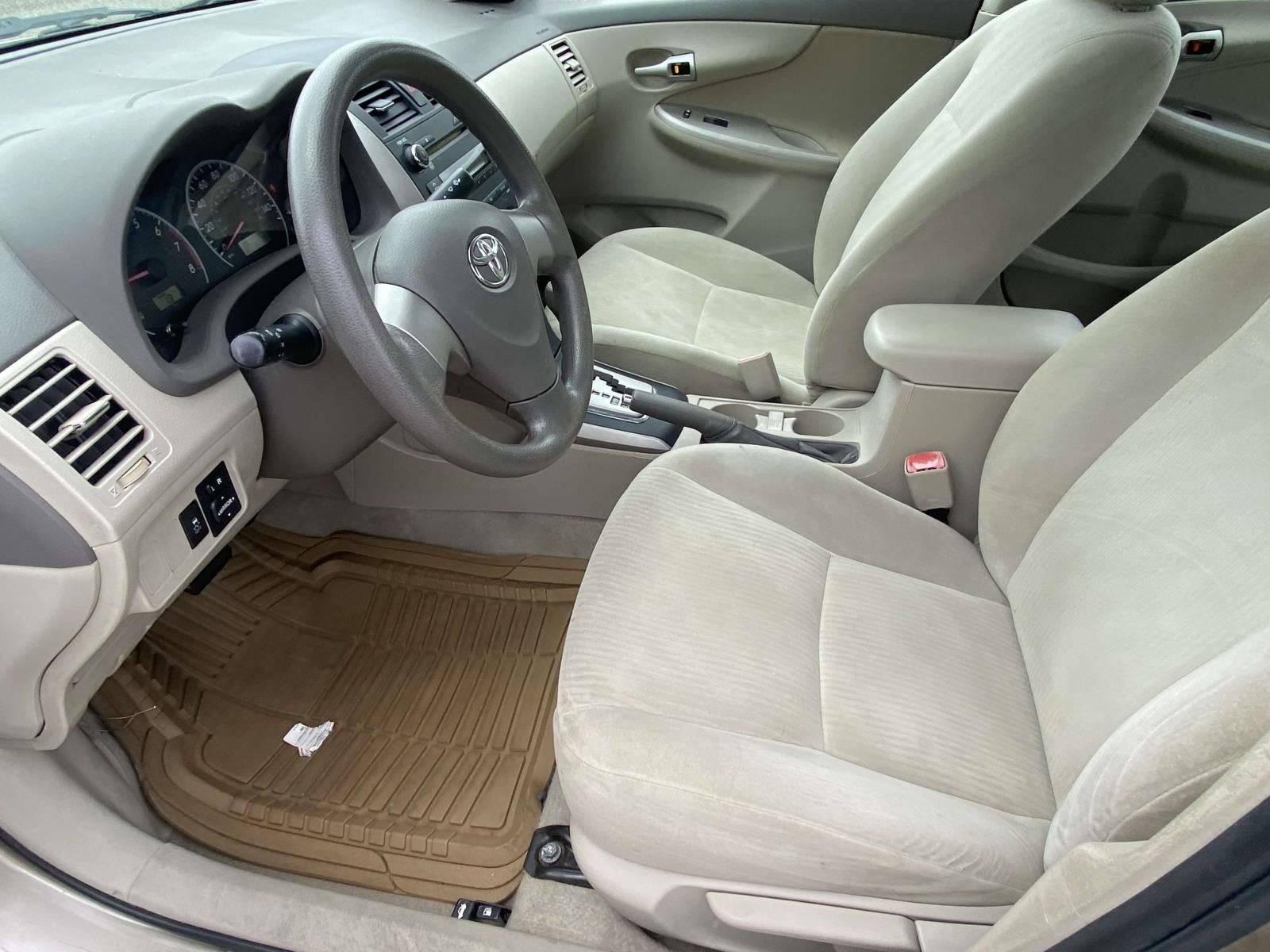 Used 2010 Toyota Corolla LE FWD image 13