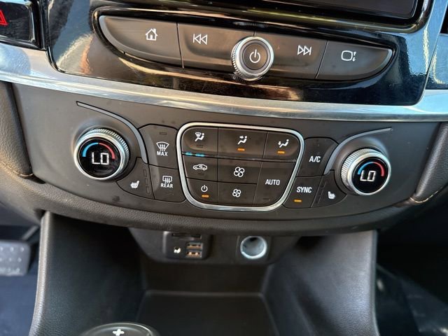 Used 2020 Chevrolet Traverse RS AWD/4WD image 28