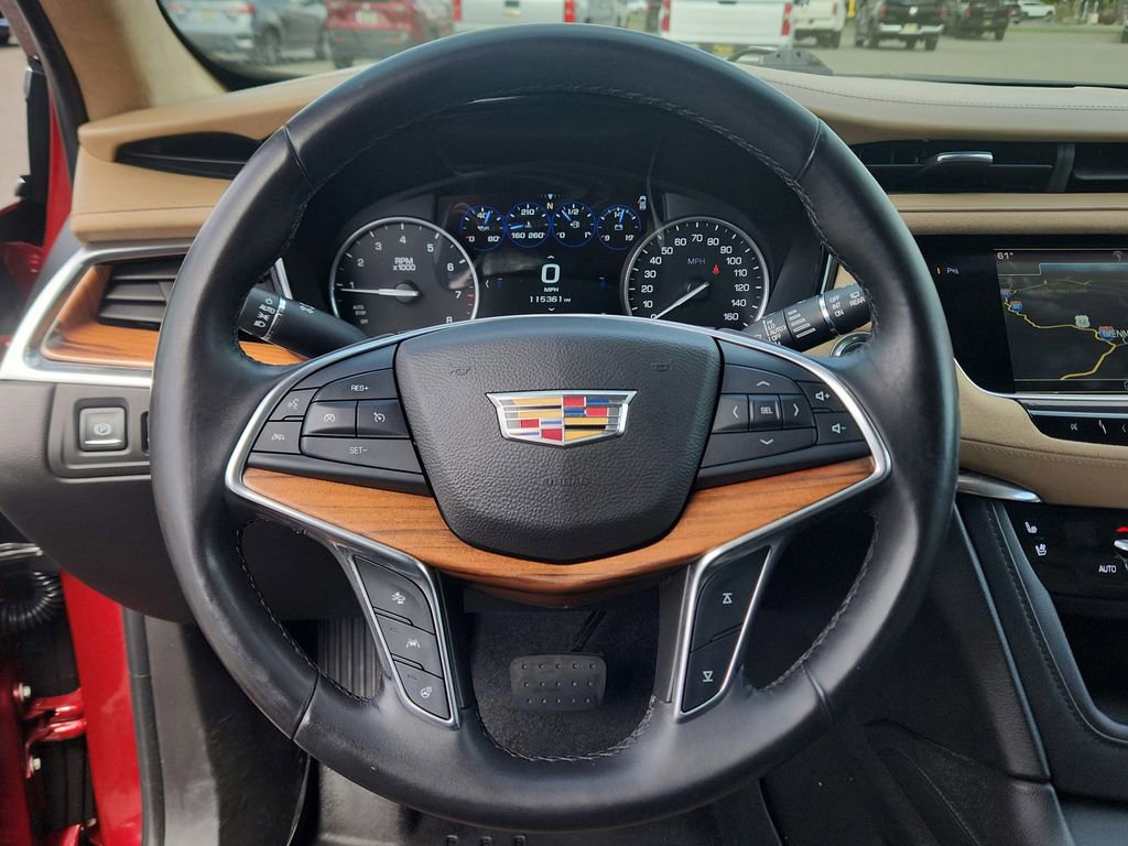 Used 2017 Cadillac XT5 Platinum image 16
