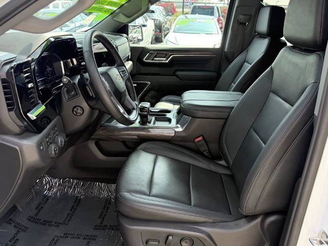 Used 2024 Chevrolet Silverado 1500 LTZ AWD/4WD image 15