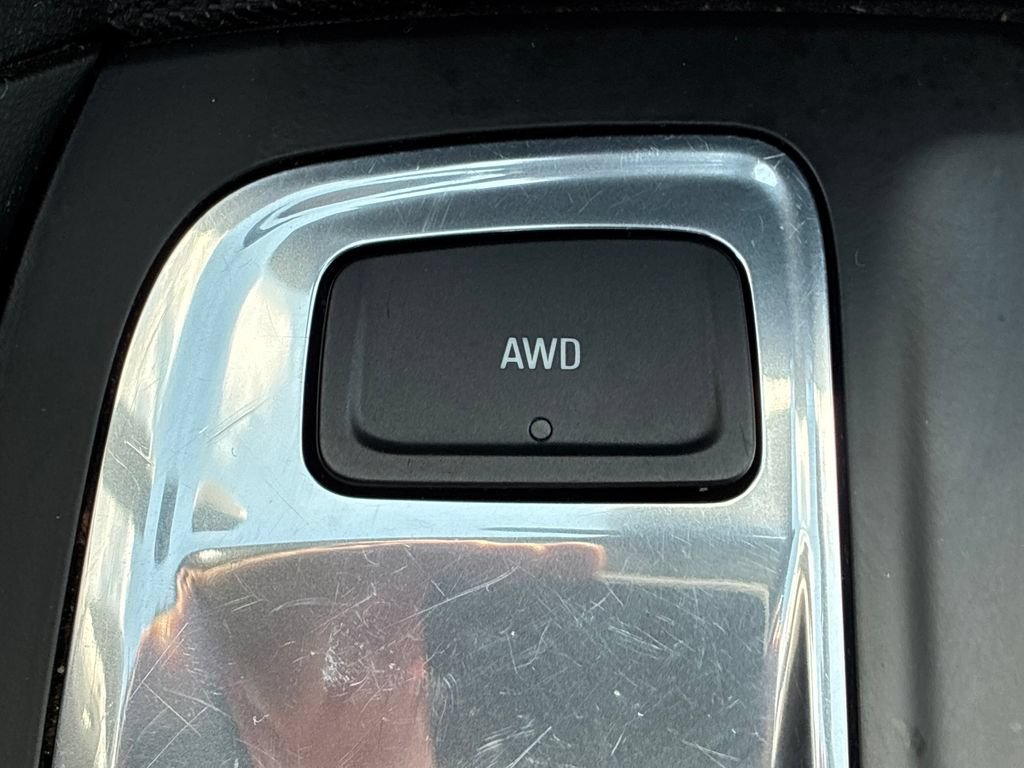 Used 2021 Chevrolet Equinox LT AWD/4WD image 22