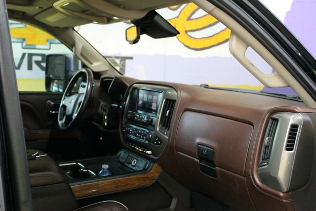 Used 2016 Chevrolet Silverado 2500 High Country w/ High Country Premium Package AWD/4WD image 11