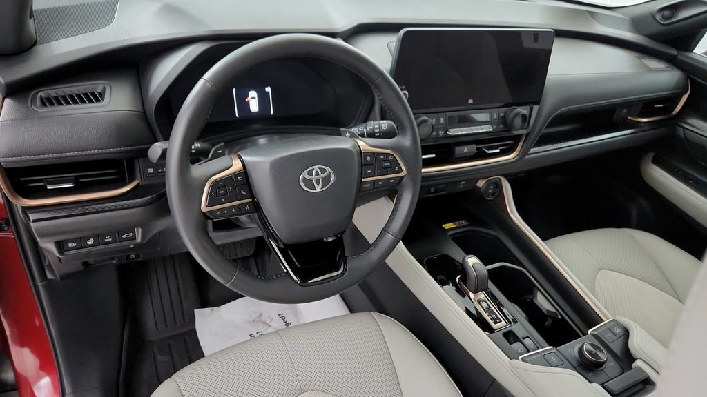 Certified 2025 Toyota Grand Highlander AWD Hybrid image 24
