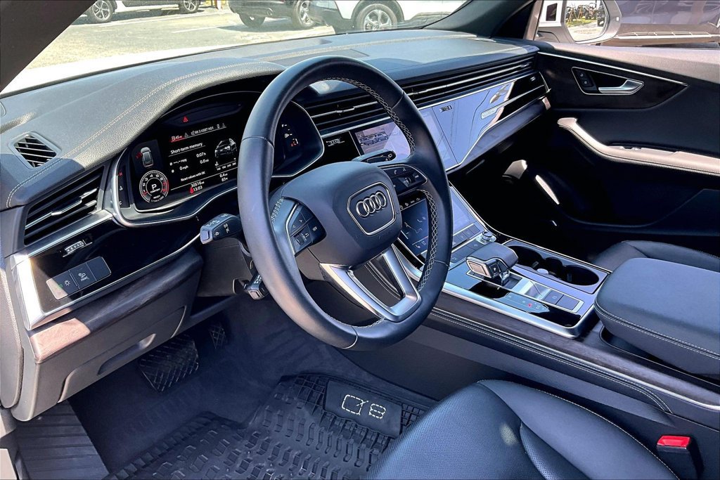 Used 2023 Audi Q8 Premium Plus w/ Premium Plus Package AWD/4WD image 17