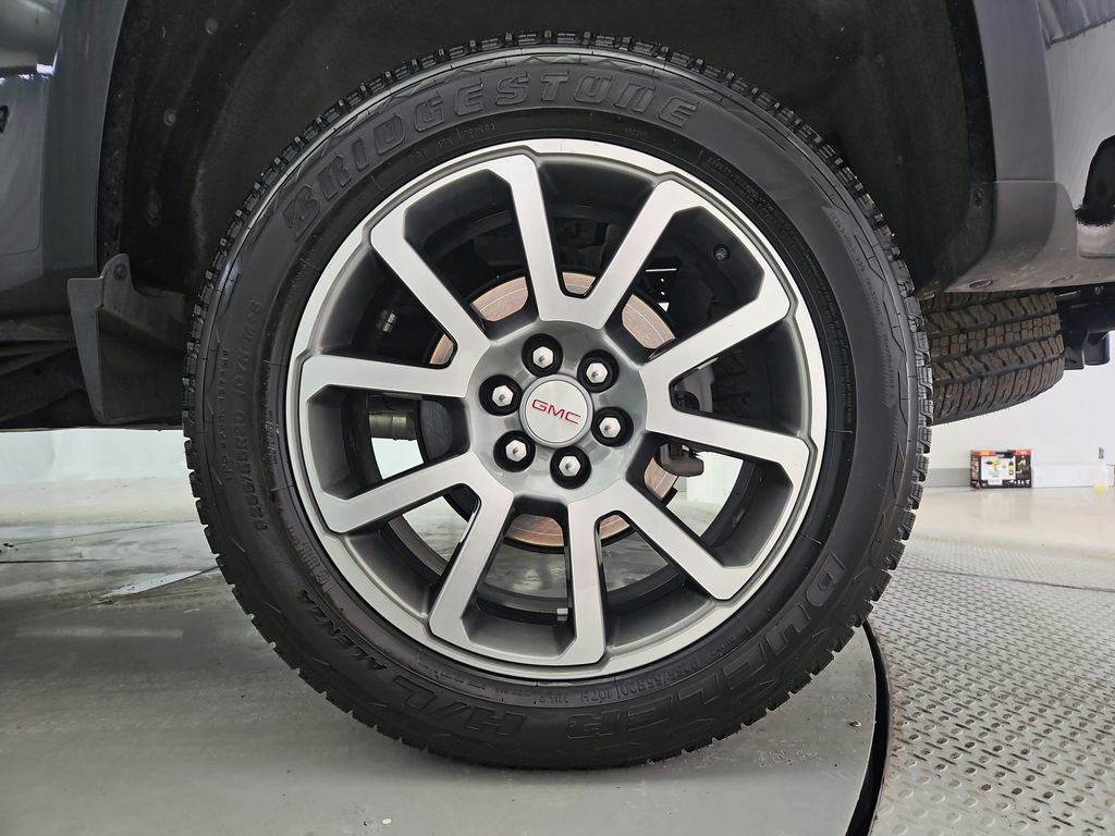 Used 2022 GMC Canyon Denali image 33