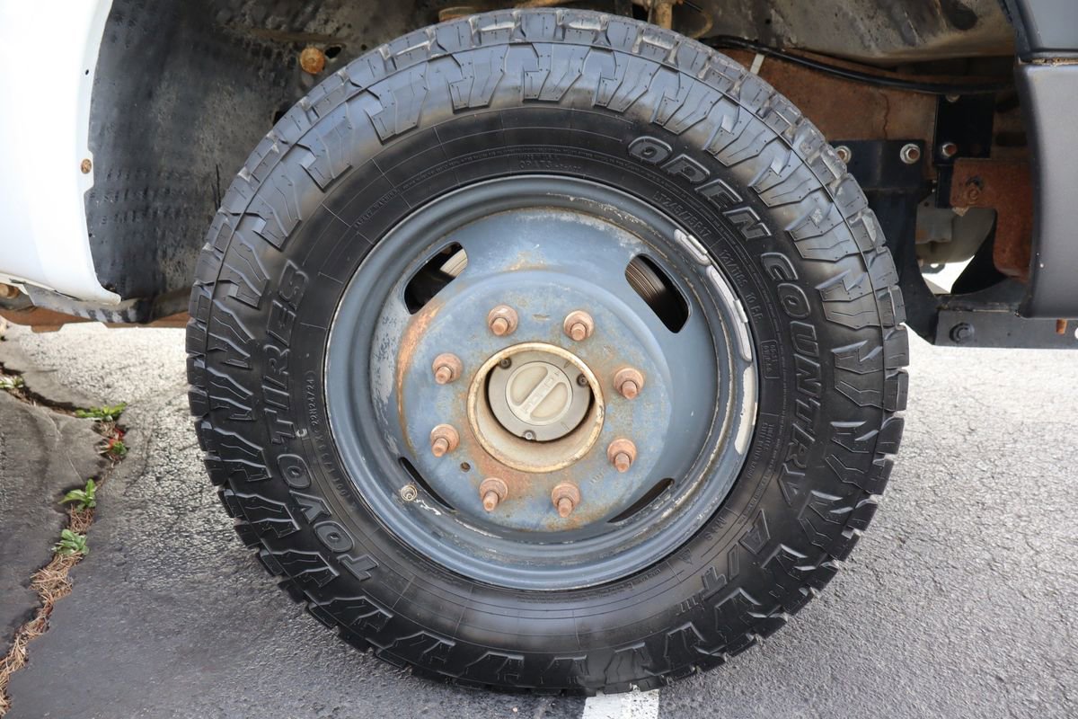 Used 2006 Ford F350 XL image 42