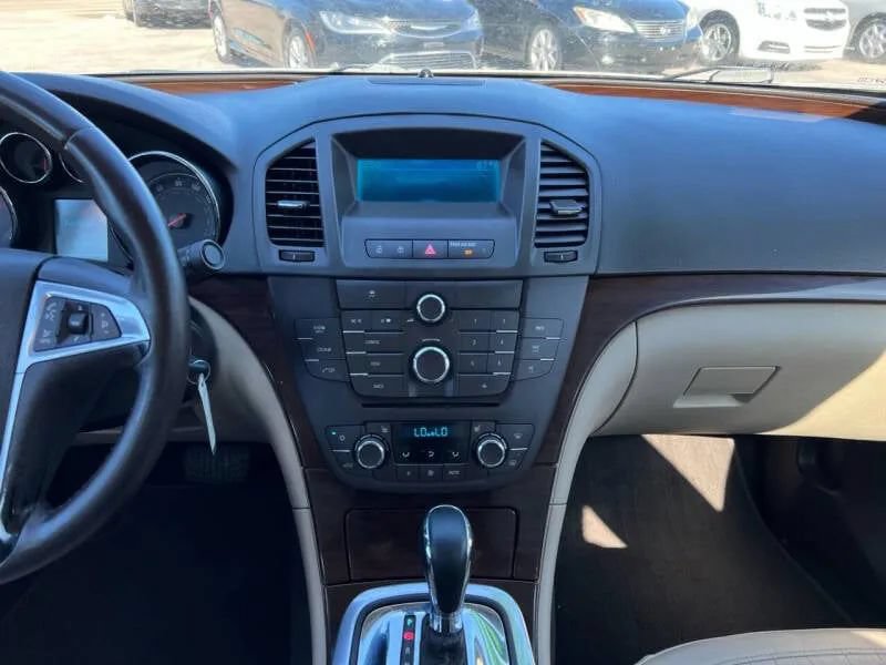 Used 2011 Buick Regal CXL FWD image 19