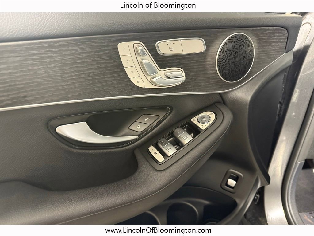 Used 2022 Mercedes-Benz GLC 300 GLC 300 image 17