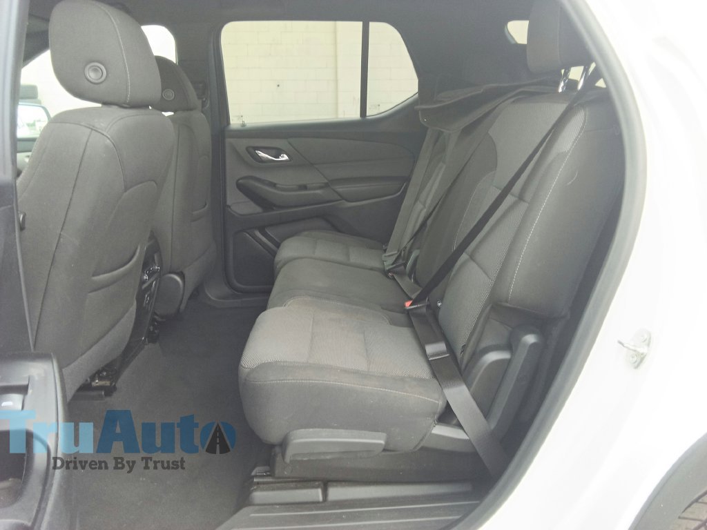 Used 2023 Chevrolet Traverse LT FWD image 35