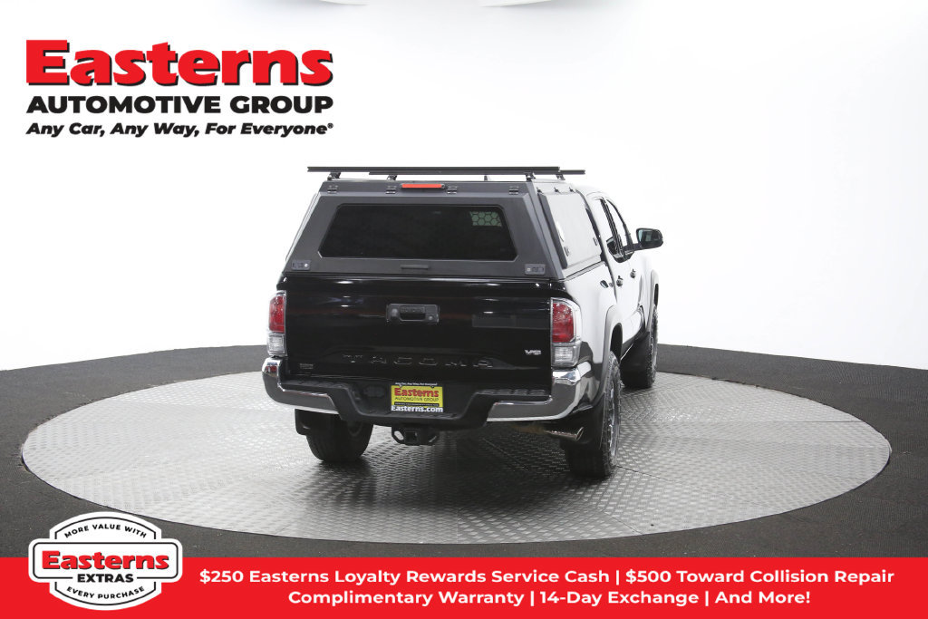 Used 2021 Toyota Tacoma TRD Off-Road AWD/4WD image 42