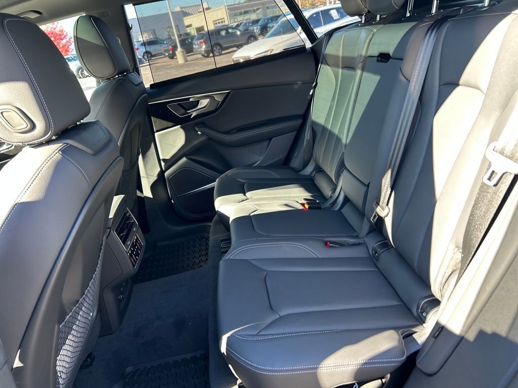 New 2026 Audi Q8 Premium Plus image 13