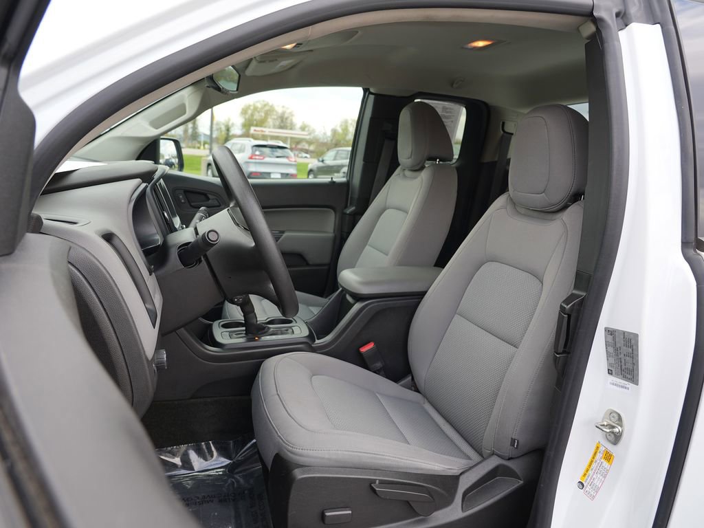 Used 2018 Chevrolet Colorado W/T w/ WT Convenience Package RWD image 12