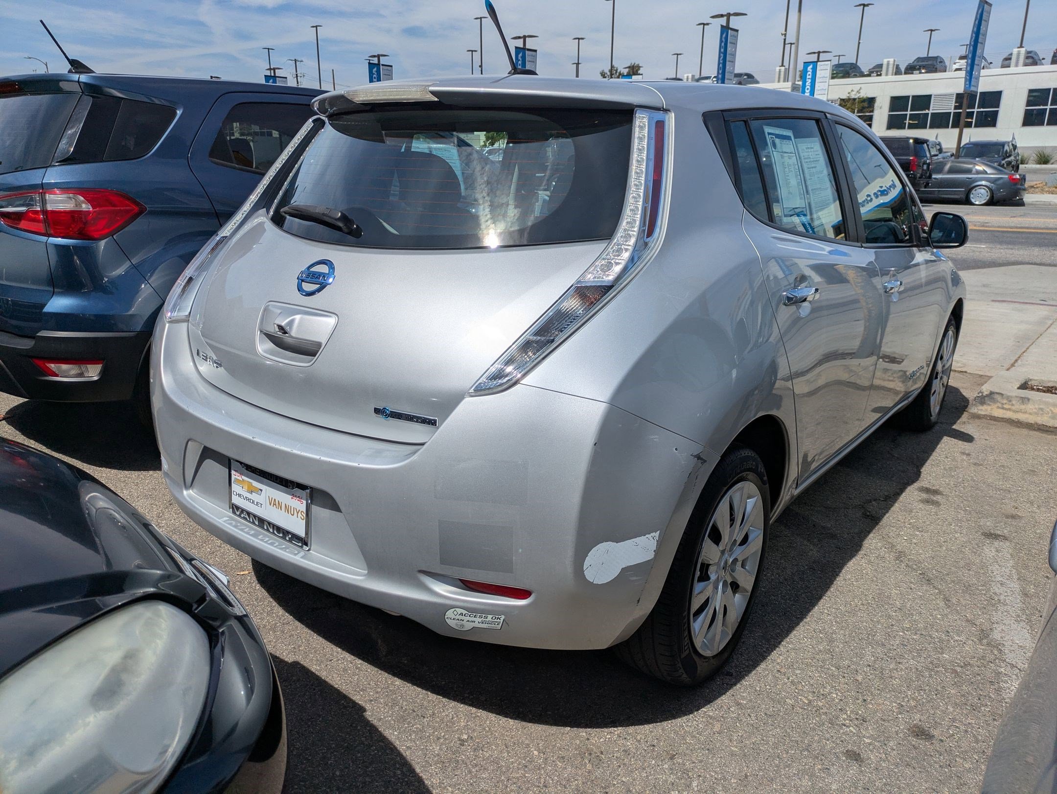 Used 2013 Nissan Leaf S w/ Charger Pkg image 3