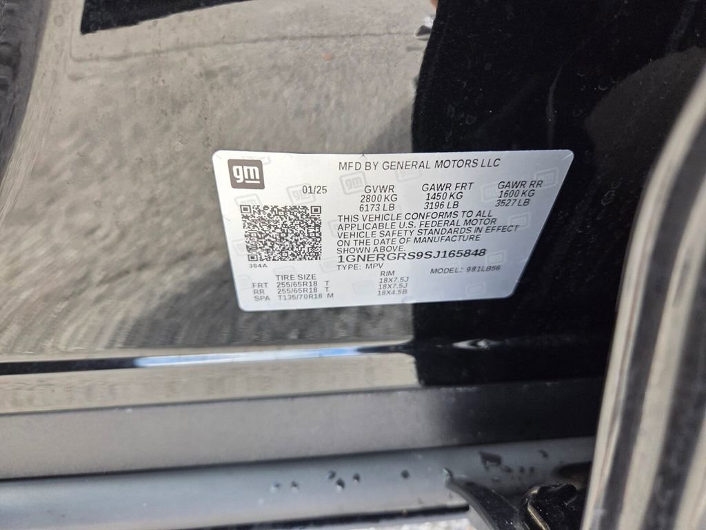 Certified 2025 Chevrolet Traverse LT FWD image 20
