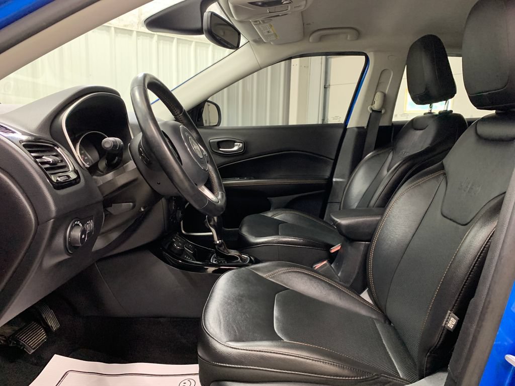 Used 2019 Jeep Compass Limited AWD/4WD image 17