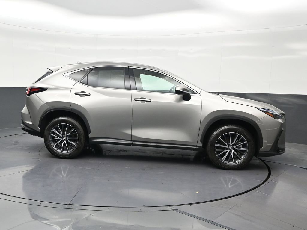Used 2024 Lexus NX 250 FWD w/ Cold Area Package image 7