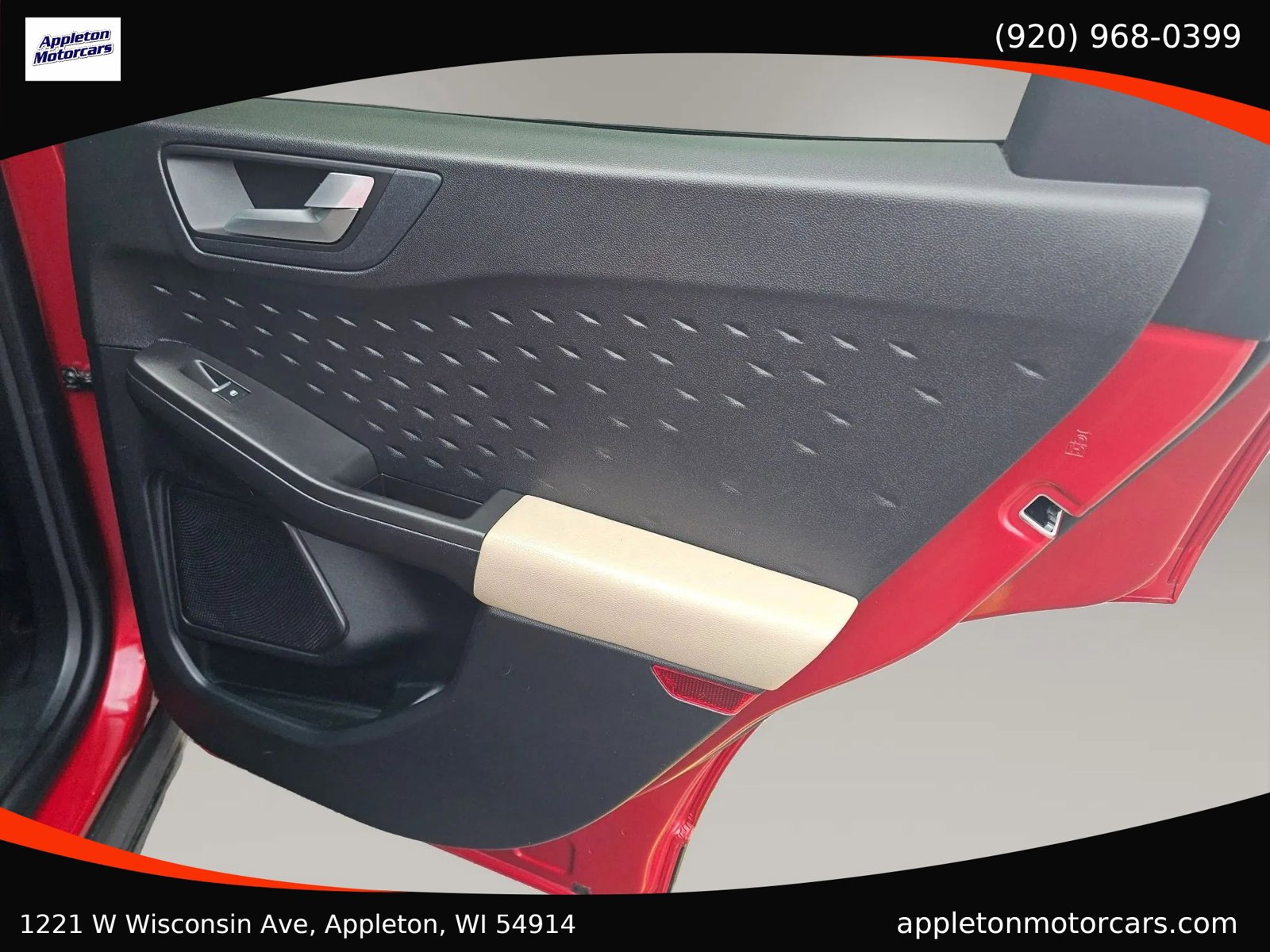 Used 2020 Ford Escape SEL image 30