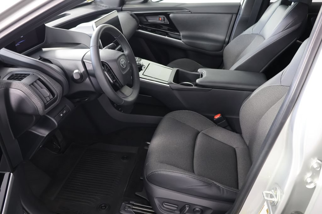 Used 2025 Toyota bZ4X FWD w/ Weather Package image 18