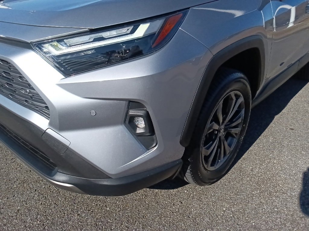 Used 2024 Toyota RAV4 Limited image 9