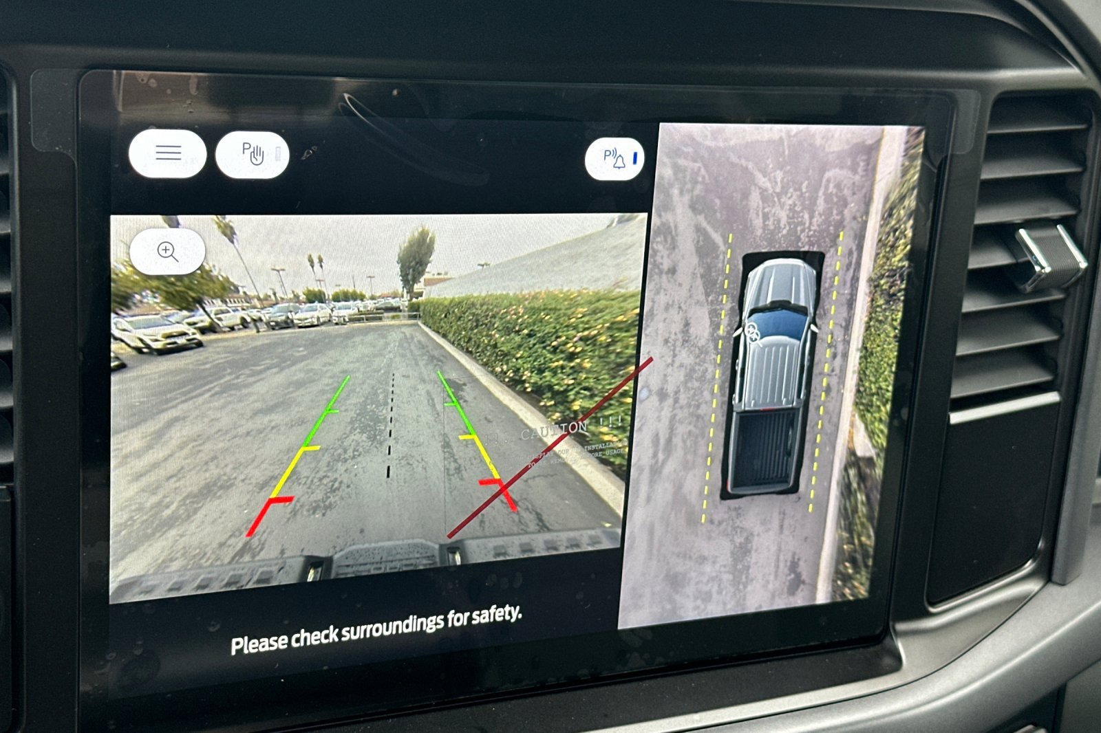 New 2025 Ford F150 Lightning XLT image 19