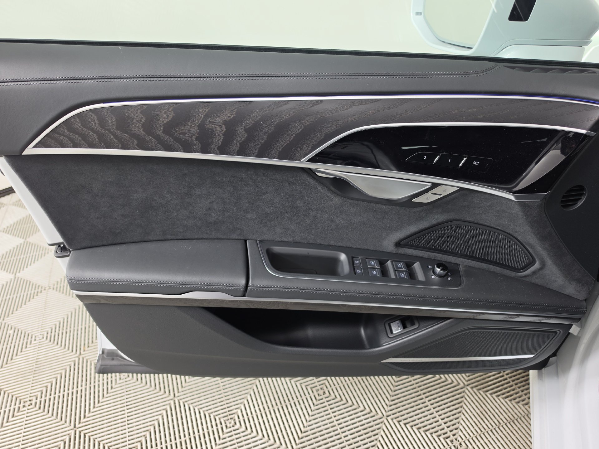 New 2026 Audi A8 L 3.0T AWD/4WD image 16