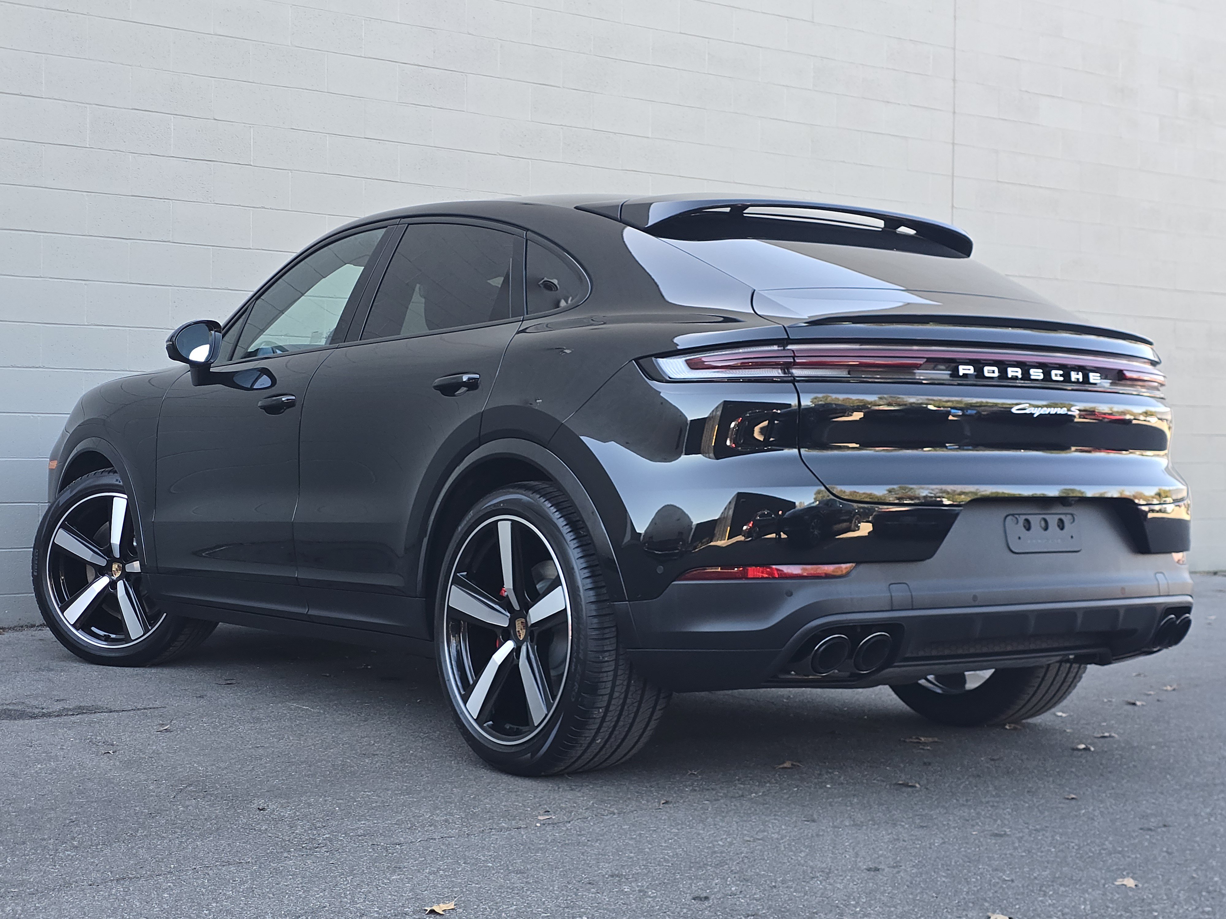New 2026 Porsche Cayenne S AWD/4WD image 3