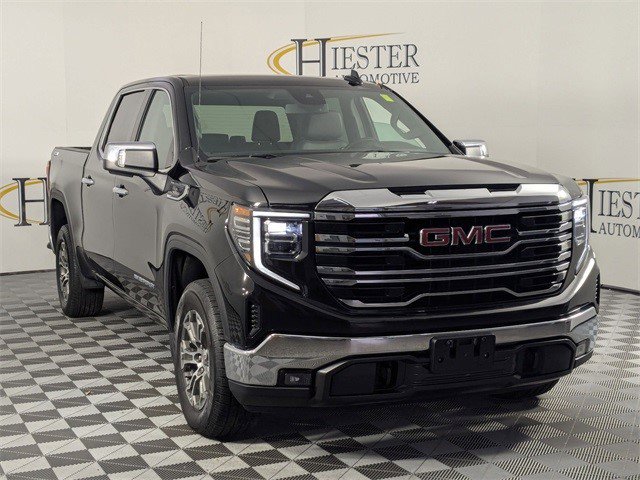 Used 2024 GMC Sierra 1500 SLT image 2