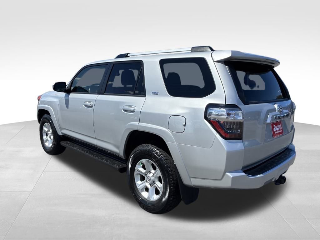 Used 2024 Toyota 4Runner SR5 image 3