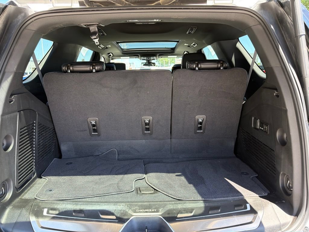 Used 2022 Chevrolet Tahoe RST w/ Sport Performance Package AWD/4WD image 13