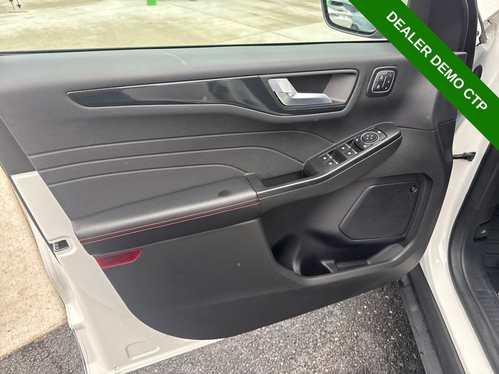 Used 2024 Ford Escape ST-Line Select w/ Tech Pack #2 AWD/4WD image 25