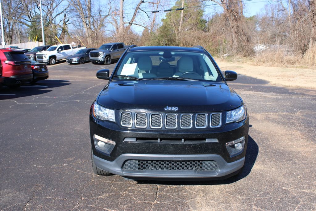 Used 2018 Jeep Compass Latitude w/ Popular Equipment Group image 3
