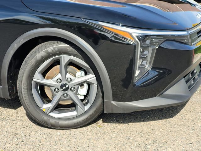 Used 2025 Kia K4 LXS image 6