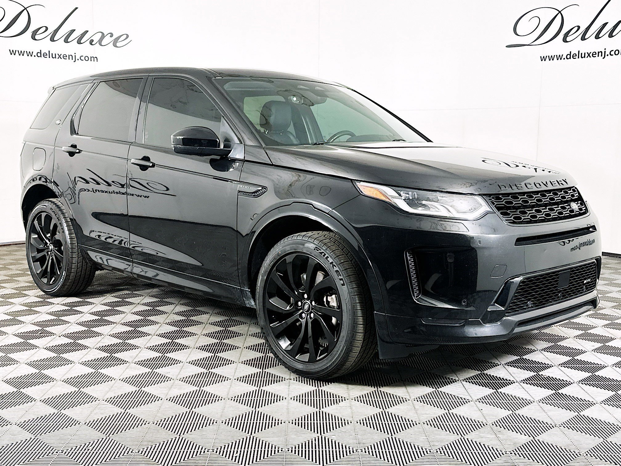 Used 2023 Land Rover Discovery Sport SE R-Dynamic