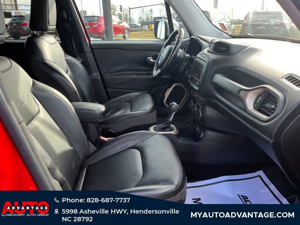 Used 2016 Jeep Renegade Limited image 30