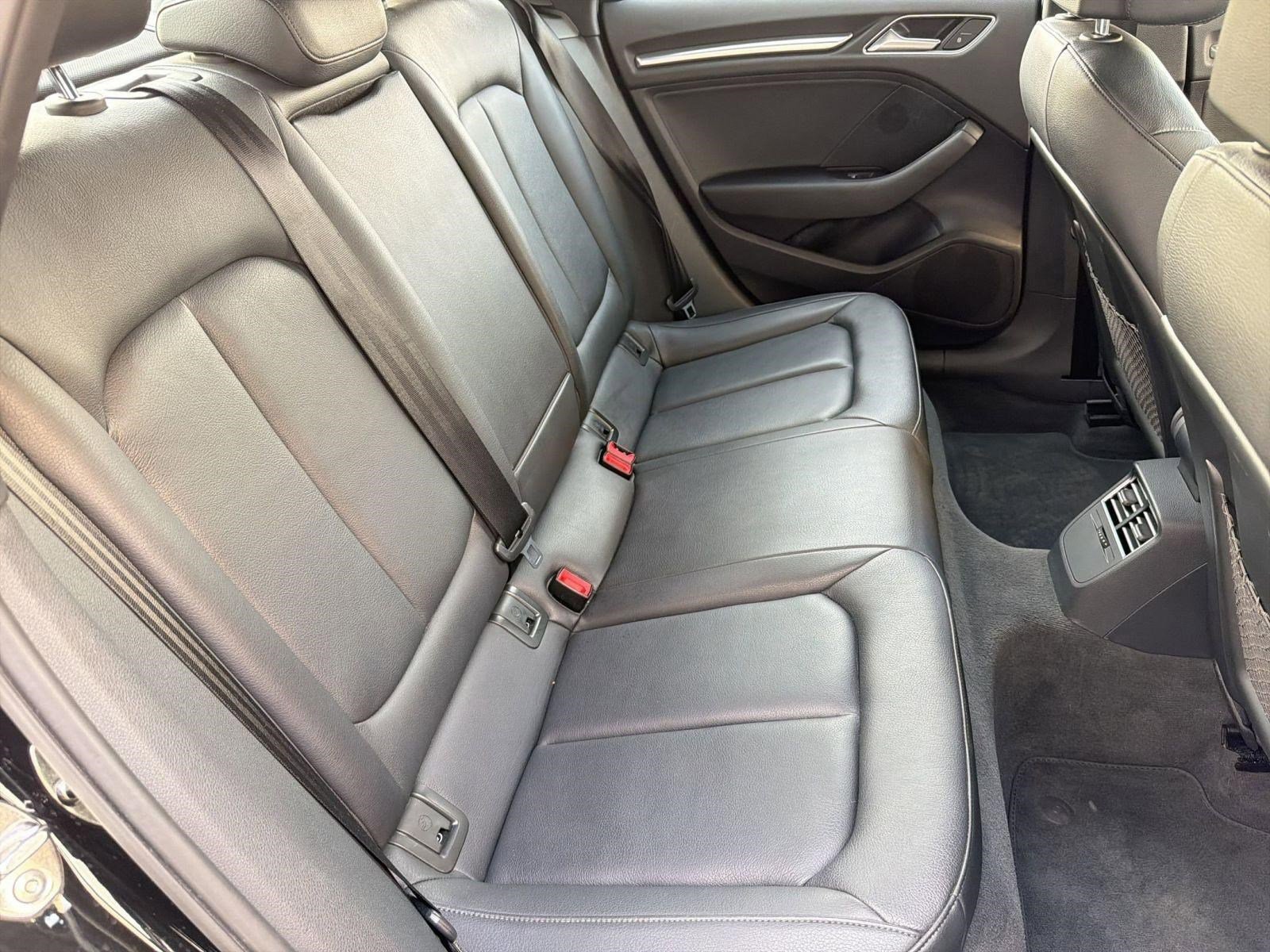 Used 2020 Audi A3 2.0T Premium image 29