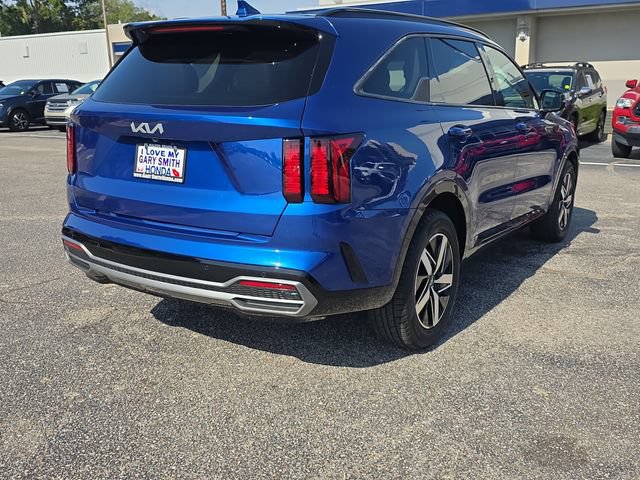Used 2022 Kia Sorento S w/ Panoramic Sunroof Package FWD image 4