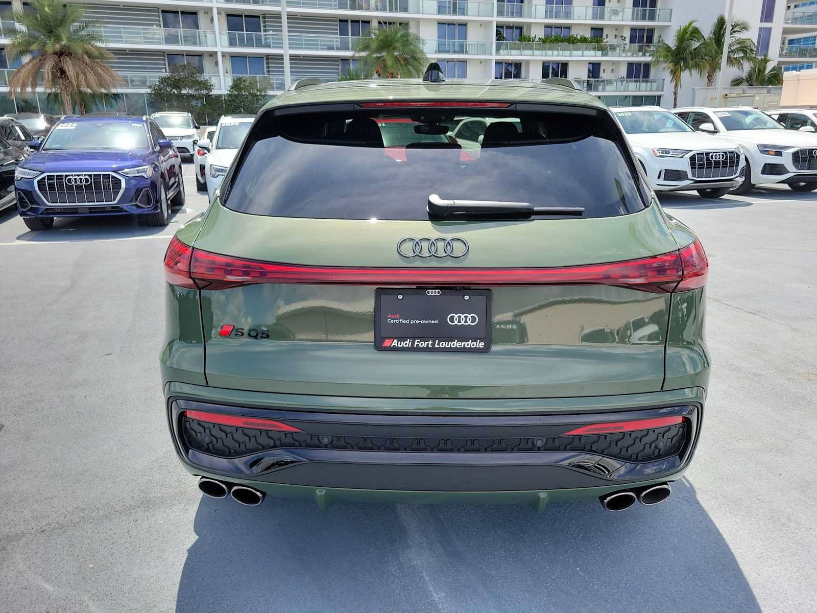 Certified 2025 Audi SQ5 Premium Plus AWD/4WD image 5